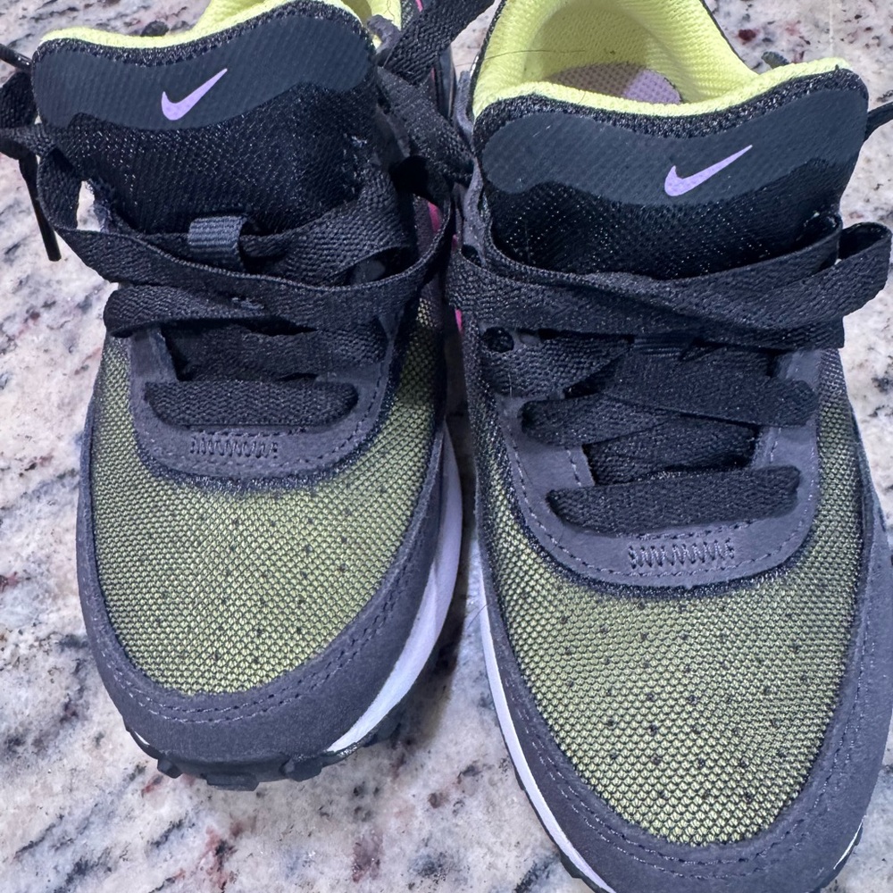 Nike Kids  Green and Black Sneakers with Pink Swoosh